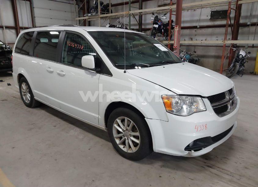 2019 Dodge Grand CARAVAN SXT (VIN 2C4RDGCG5KR789624) main photo