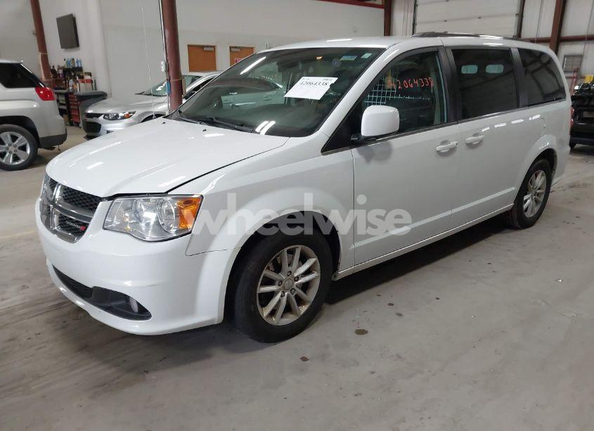Photo 2 of 2019 Dodge Grand CARAVAN SXT (VIN 2C4RDGCG5KR789624)