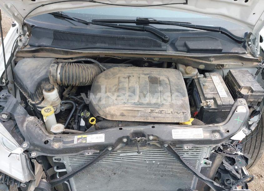 Photo 10 of 2020 Dodge Grand CARAVAN SXT (VIN 2C4RDGCG5LR154520)