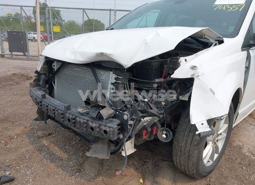 Photo 6 of 2020 Dodge Grand CARAVAN SXT (VIN 2C4RDGCG5LR154520)