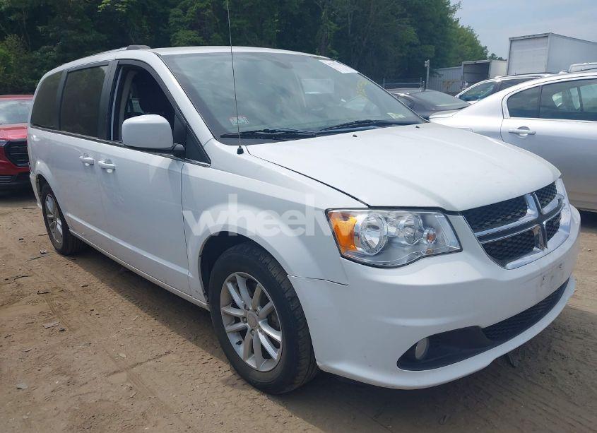 2020 Dodge Grand CARAVAN SXT (VIN 2C4RDGCG5LR161113) main photo
