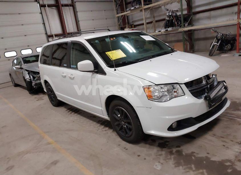 2020 Dodge Grand CARAVAN SXT (VIN 2C4RDGCG5LR170393) main photo