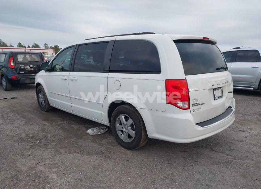 Photo 3 of 2013 Dodge Grand CARAVAN SXT (VIN 2C4RDGCG6DR581707)