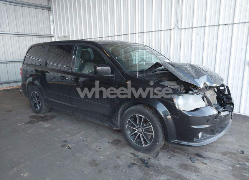 2014 Dodge Grand CARAVAN SXT (VIN 2C4RDGCG6ER105345) main photo