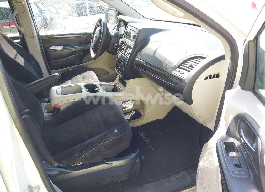 Photo 5 of 2014 Dodge Grand CARAVAN SXT (VIN 2C4RDGCG6ER210032)