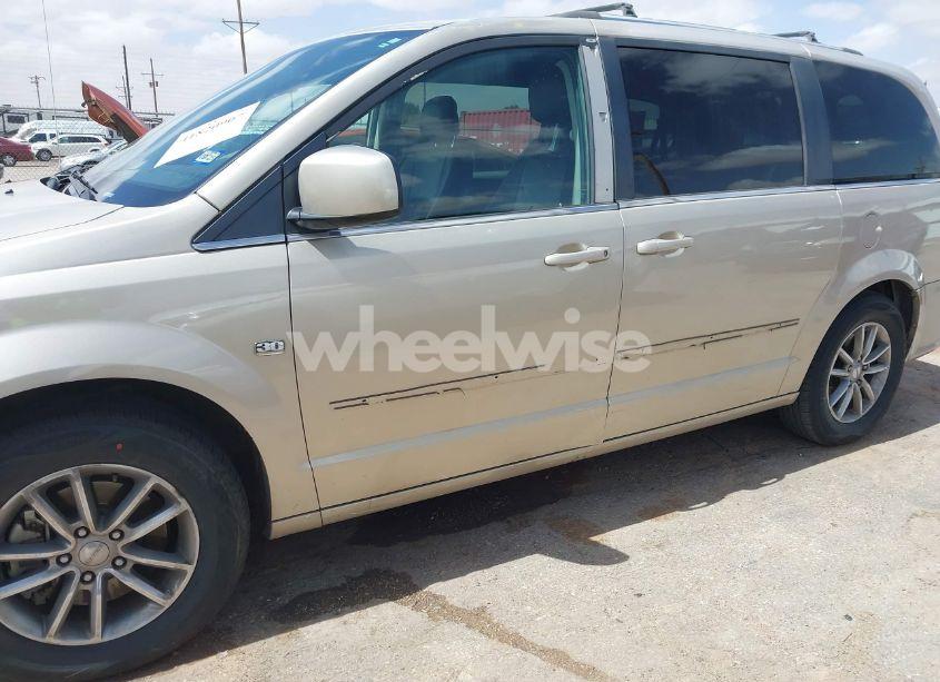 Photo 6 of 2014 Dodge Grand CARAVAN SXT 30TH ANNIVERSARY (VIN 2C4RDGCG6ER466459)