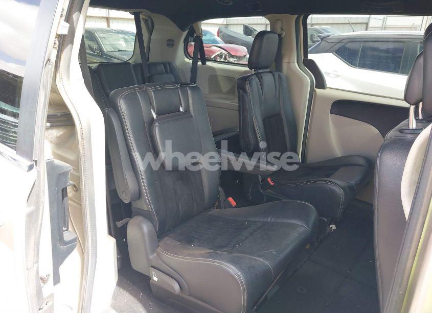 Photo 8 of 2014 Dodge Grand CARAVAN SXT 30TH ANNIVERSARY (VIN 2C4RDGCG6ER466459)