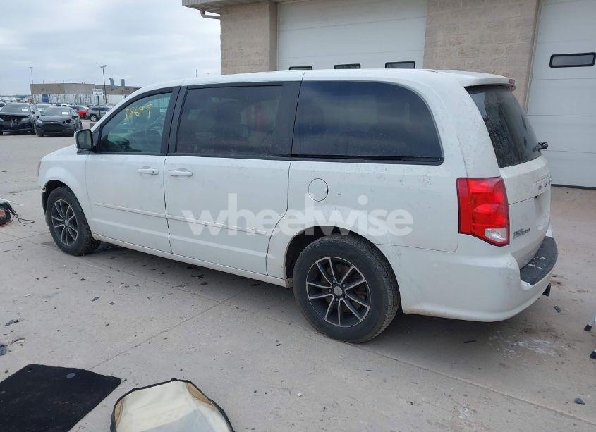 Photo 3 of 2015 Dodge Grand CARAVAN SXT PLUS (VIN 2C4RDGCG6FR685567)