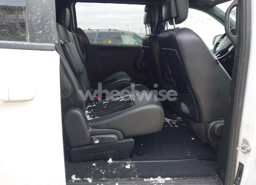 Photo 8 of 2015 Dodge Grand CARAVAN SXT PLUS (VIN 2C4RDGCG6FR685567)