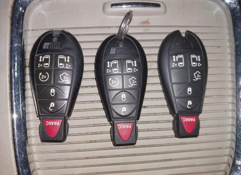 Photo 11 of 2016 Dodge Grand CARAVAN SXT (VIN 2C4RDGCG6GR167976)