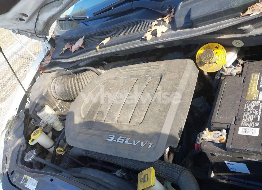 Photo 10 of 2016 Dodge Grand CARAVAN SXT (VIN 2C4RDGCG6GR168870)