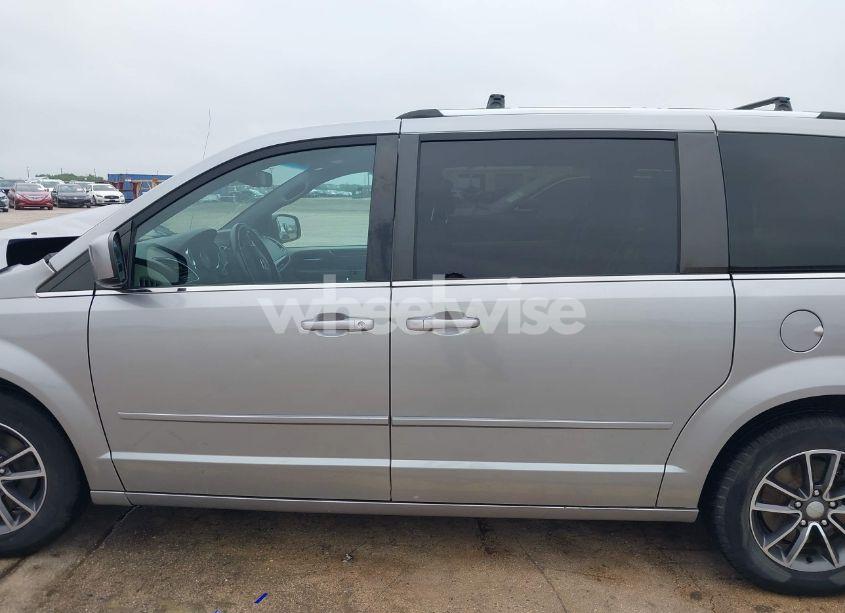 Photo 14 of 2016 Dodge Grand CARAVAN SXT (VIN 2C4RDGCG6GR277488)