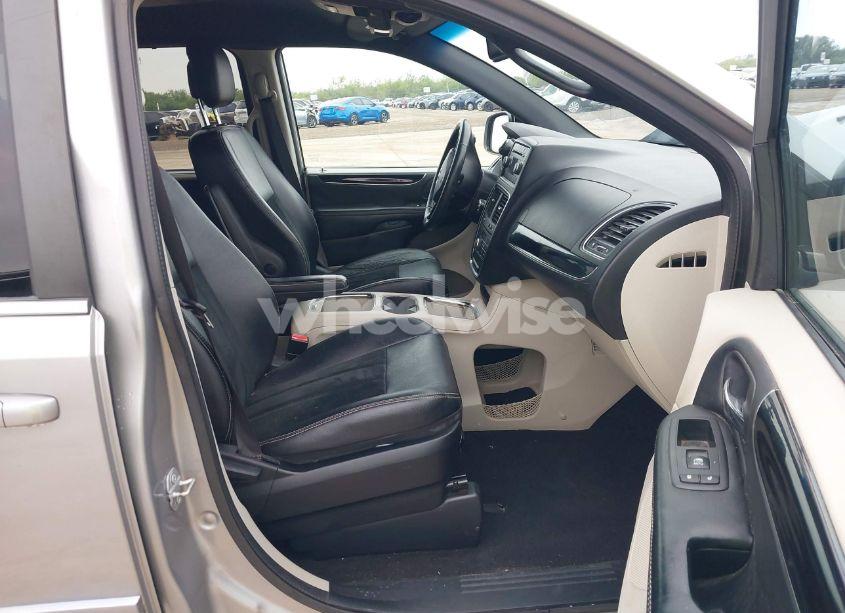 Photo 5 of 2016 Dodge Grand CARAVAN SXT (VIN 2C4RDGCG6GR277488)