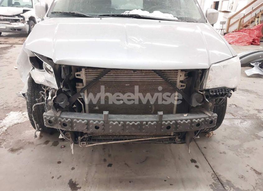 Photo 6 of 2016 Dodge Grand CARAVAN SXT (VIN 2C4RDGCG6GR325183)