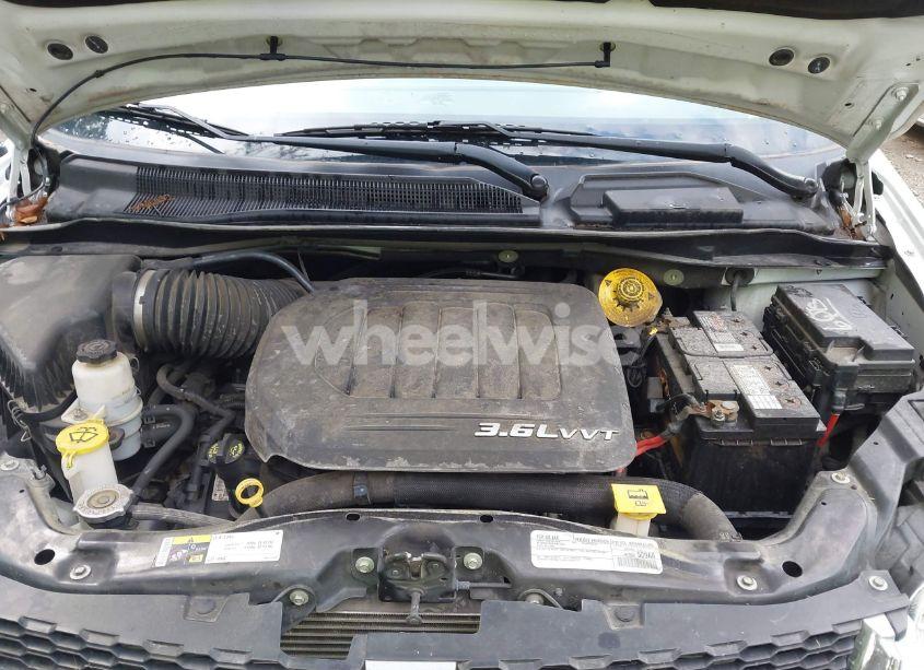 Photo 10 of 2016 Dodge Grand CARAVAN SXT (VIN 2C4RDGCG6GR377820)