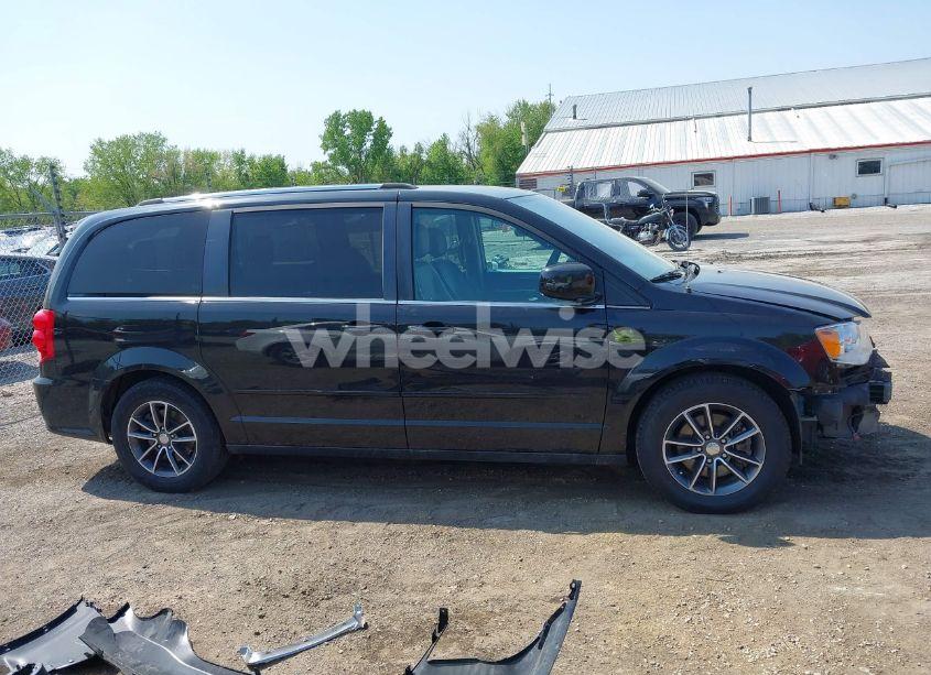Photo 13 of 2017 Dodge Grand CARAVAN SXT (VIN 2C4RDGCG6HR545926)