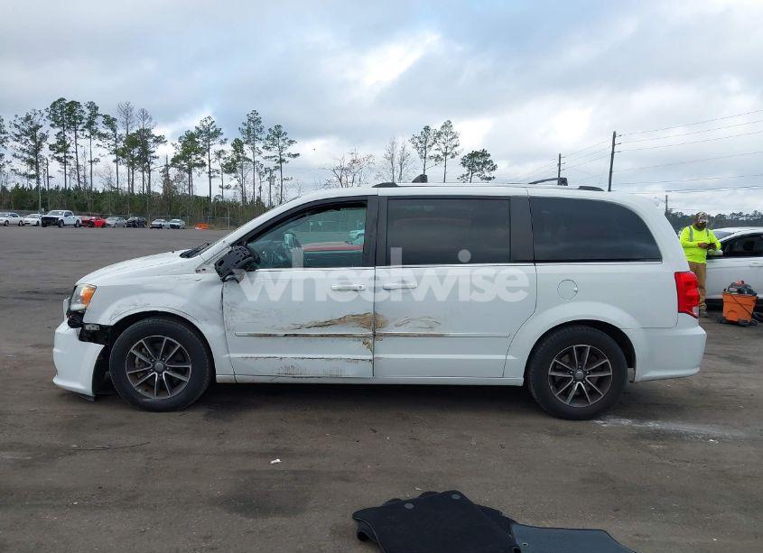 Photo 14 of 2017 Dodge Grand CARAVAN SXT (VIN 2C4RDGCG6HR595953)