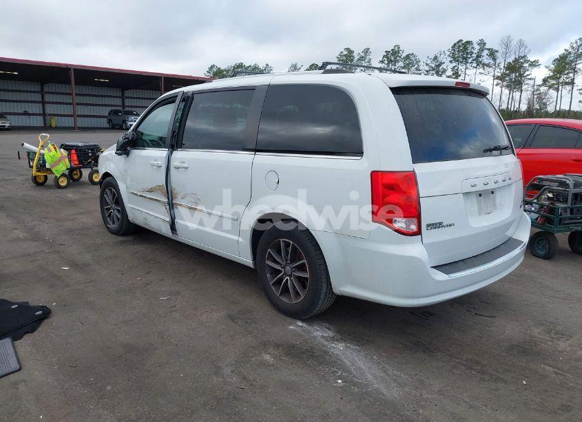 Photo 3 of 2017 Dodge Grand CARAVAN SXT (VIN 2C4RDGCG6HR595953)