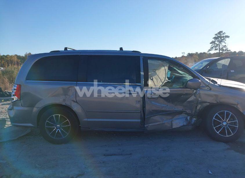 Photo 13 of 2017 Dodge Grand CARAVAN SXT (VIN 2C4RDGCG6HR616669)