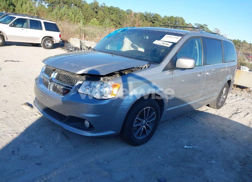 Photo 2 of 2017 Dodge Grand CARAVAN SXT (VIN 2C4RDGCG6HR616669)