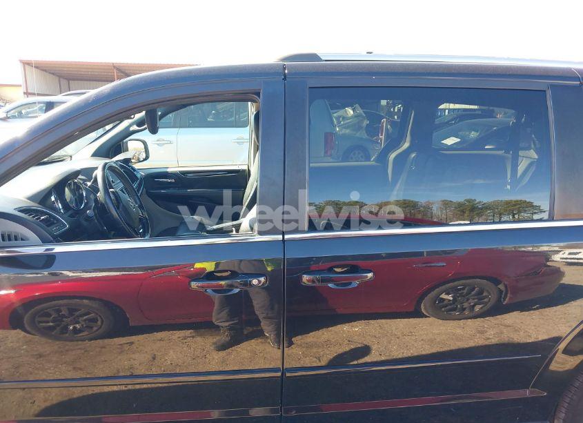 Photo 14 of 2017 Dodge Grand CARAVAN SXT (VIN 2C4RDGCG6HR790015)