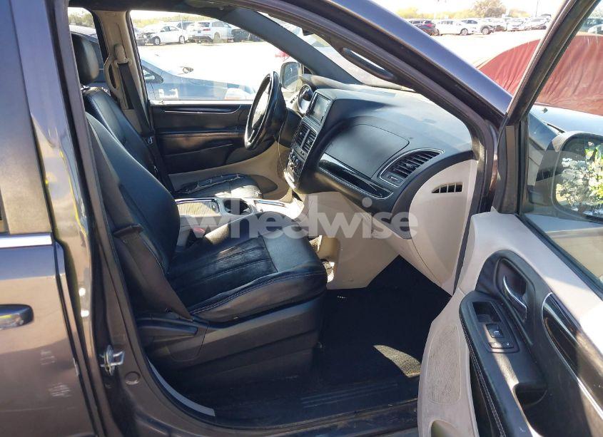 Photo 5 of 2017 Dodge Grand CARAVAN SXT (VIN 2C4RDGCG6HR790791)