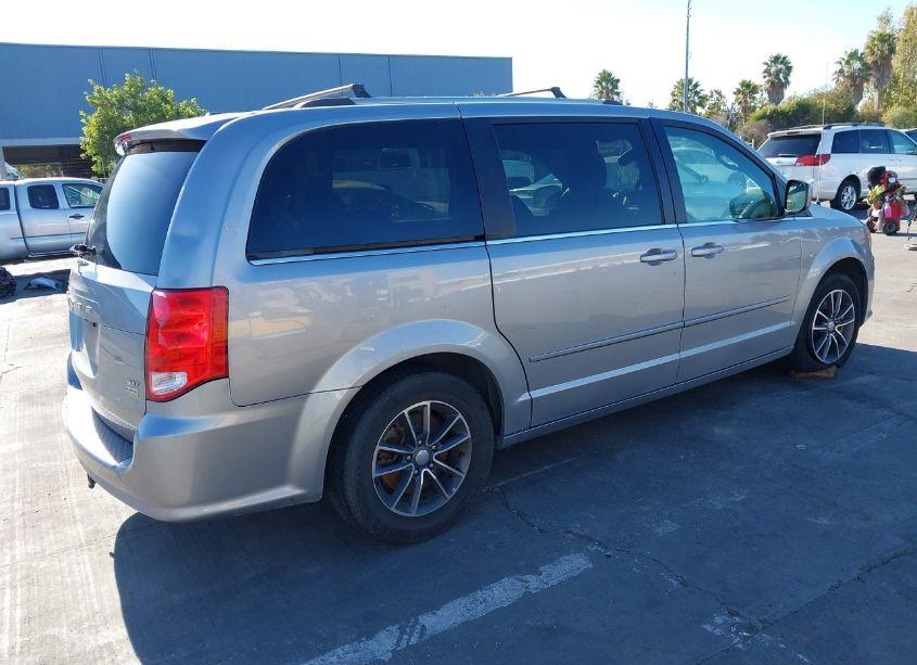 Photo 4 of 2017 Dodge Grand CARAVAN SXT (VIN 2C4RDGCG6HR817990)