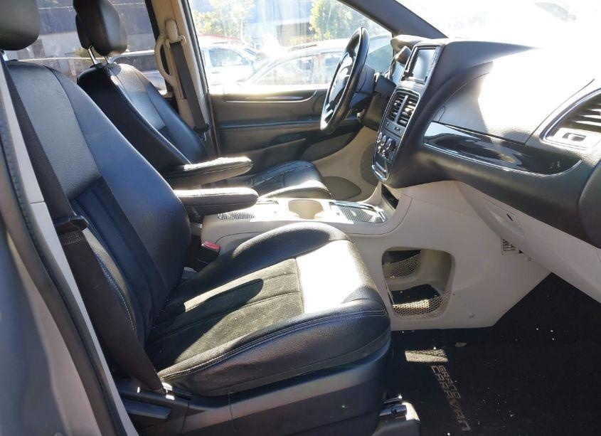 Photo 5 of 2017 Dodge Grand CARAVAN SXT (VIN 2C4RDGCG6HR817990)