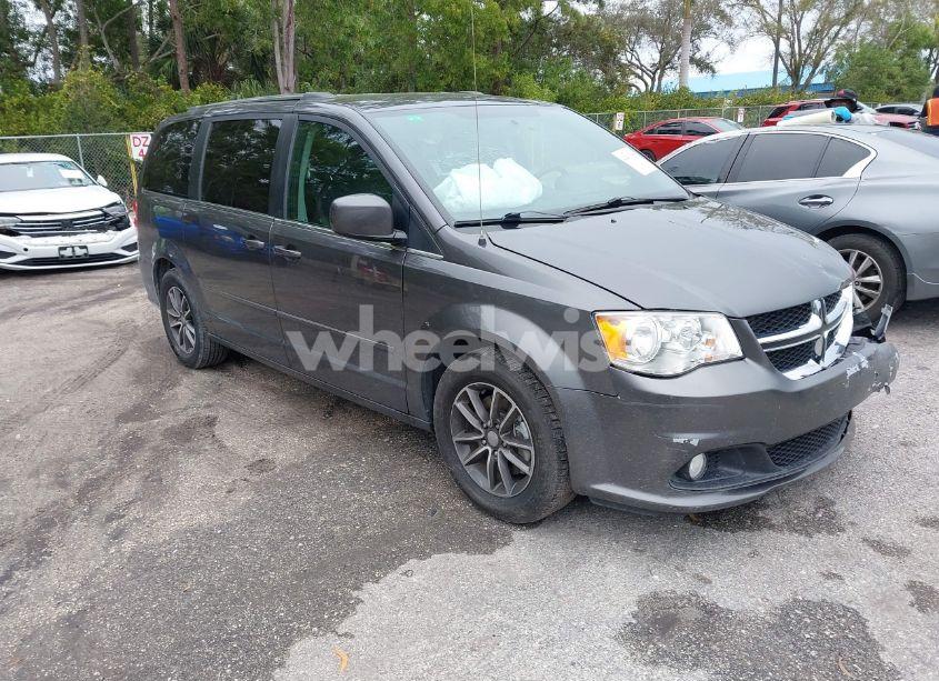 2017 Dodge Grand CARAVAN SXT (VIN 2C4RDGCG6HR858183) main photo