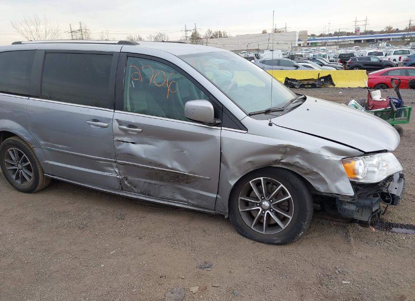 Photo 18 of 2017 Dodge Grand CARAVAN SXT (VIN 2C4RDGCG6HR860760)