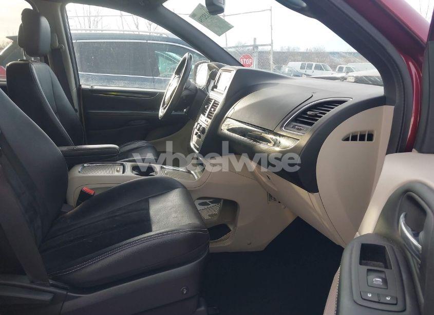 Photo 5 of 2018 Dodge Grand CARAVAN SXT (VIN 2C4RDGCG6JR239850)