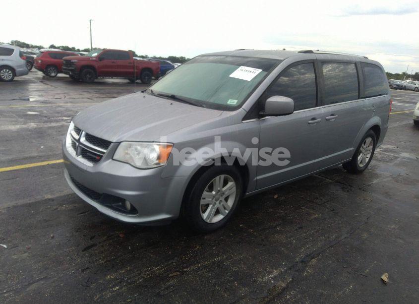 Photo 2 of 2018 Dodge Grand CARAVAN SXT (VIN 2C4RDGCG6JR265736)