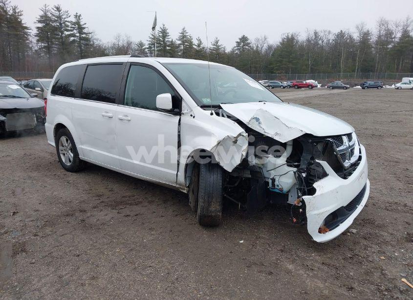 2018 Dodge Grand CARAVAN SXT (VIN 2C4RDGCG6JR266465) main photo