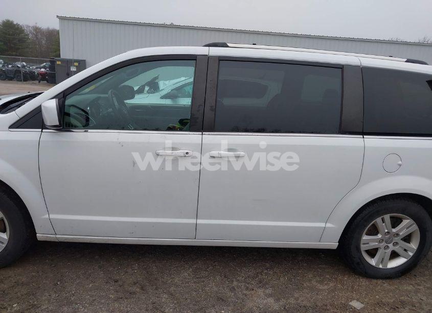 Photo 14 of 2018 Dodge Grand CARAVAN SXT (VIN 2C4RDGCG6JR266465)