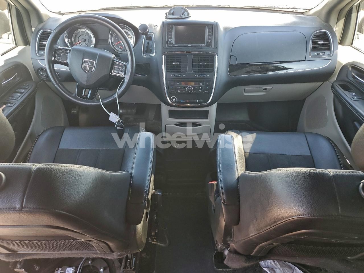 Photo 8 of 2019 DODGE GRAND CARAVAN SXT (VIN 2C4RDGCG6KR552978)
