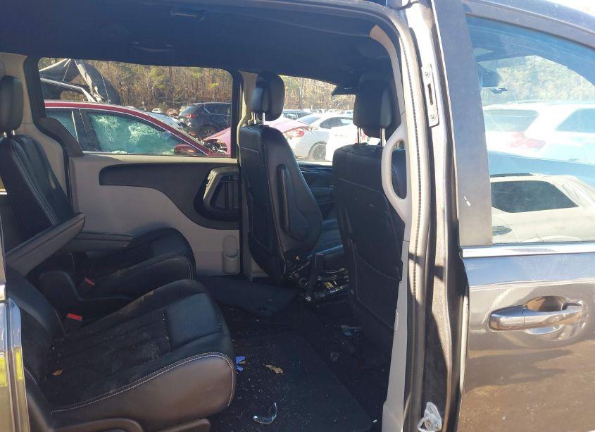 Photo 8 of 2019 Dodge Grand CARAVAN SXT (VIN 2C4RDGCG6KR563978)