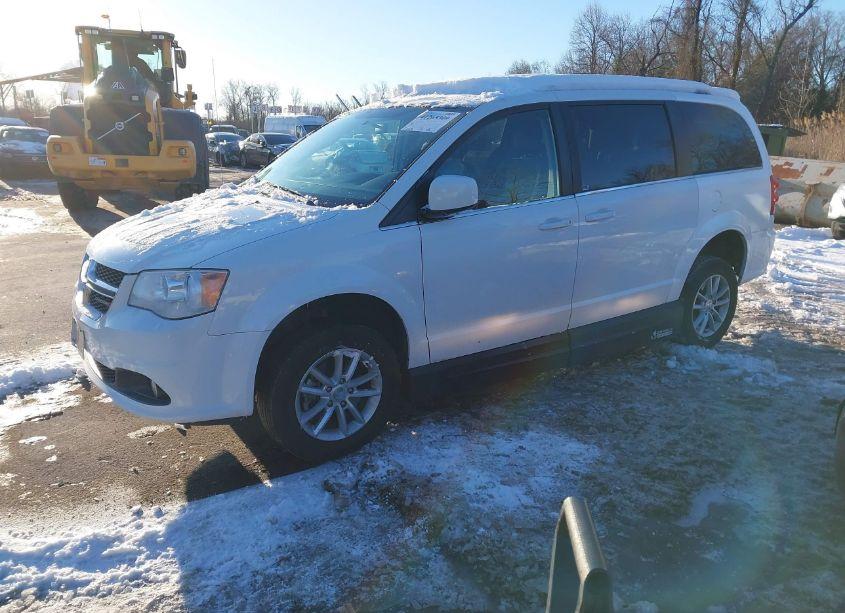 Photo 2 of 2019 Dodge Grand CARAVAN SXT (VIN 2C4RDGCG6KR601600)