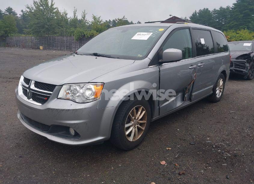 Photo 2 of 2019 Dodge Grand CARAVAN SXT (VIN 2C4RDGCG6KR636606)