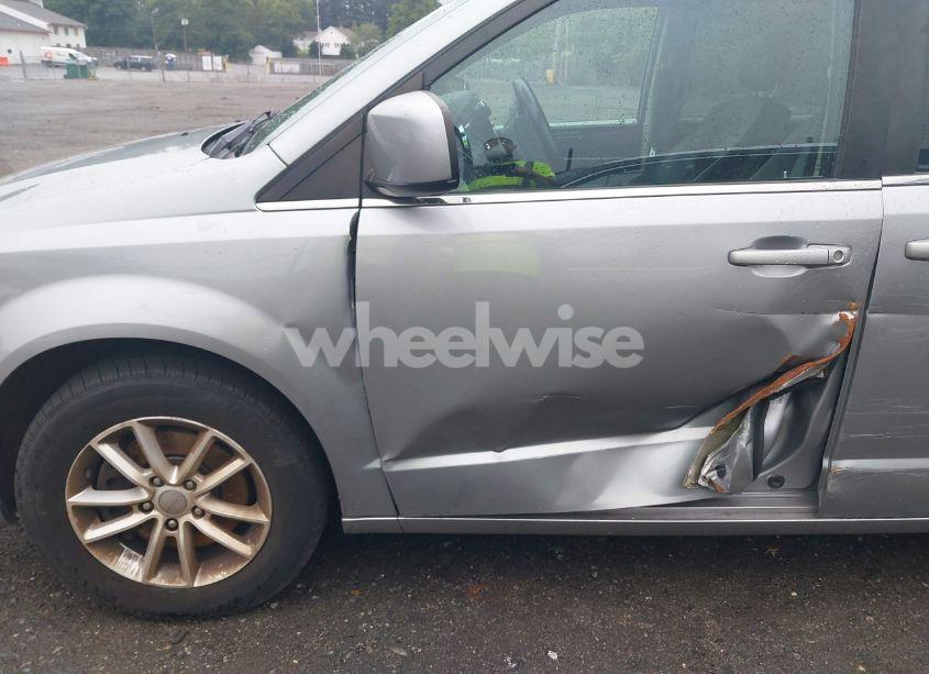 Photo 6 of 2019 Dodge Grand CARAVAN SXT (VIN 2C4RDGCG6KR636606)