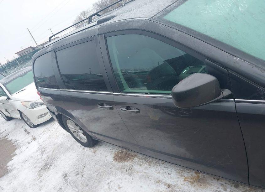 Photo 13 of 2019 Dodge Grand CARAVAN SXT (VIN 2C4RDGCG6KR648268)