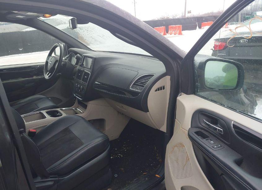 Photo 5 of 2019 Dodge Grand CARAVAN SXT (VIN 2C4RDGCG6KR648268)