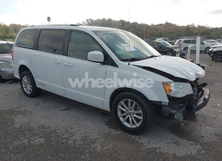 2019 Dodge Grand CARAVAN SXT (VIN 2C4RDGCG6KR694151) main photo