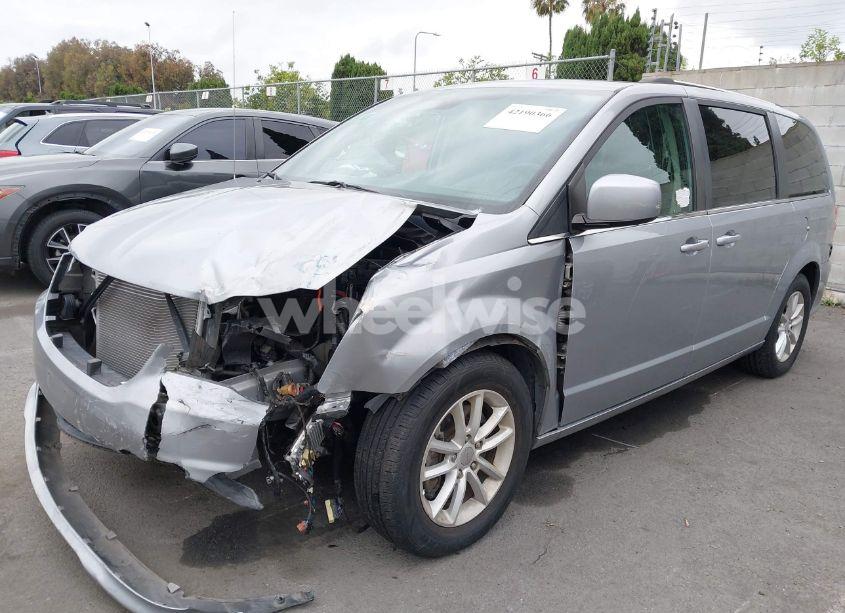 Photo 2 of 2019 Dodge Grand CARAVAN SXT (VIN 2C4RDGCG6KR754073)