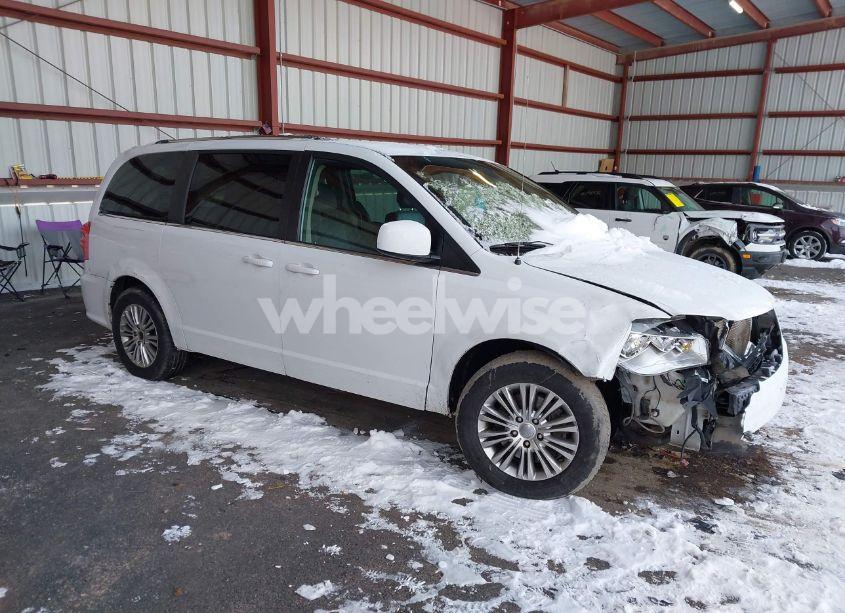 2019 Dodge Grand CARAVAN SXT (VIN 2C4RDGCG6KR775442) main photo