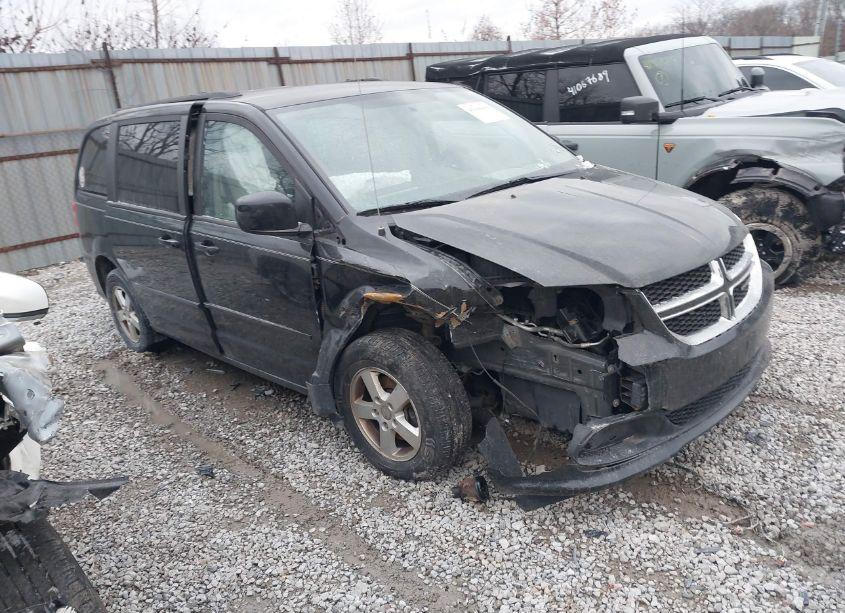2013 Dodge Grand CARAVAN SXT (VIN 2C4RDGCG7DR552314) main photo