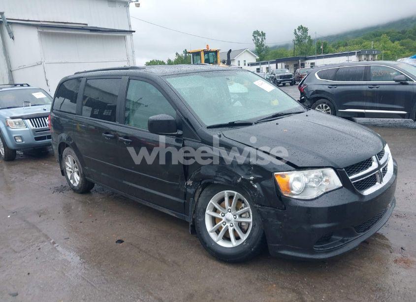 2013 Dodge Grand CARAVAN SXT (VIN 2C4RDGCG7DR561935) main photo