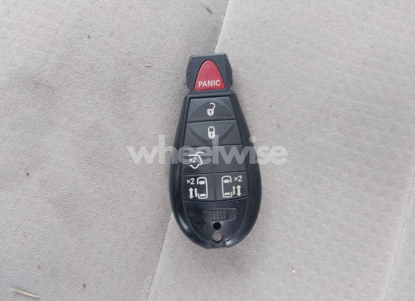 Photo 11 of 2013 Dodge Grand CARAVAN SXT (VIN 2C4RDGCG7DR561935)