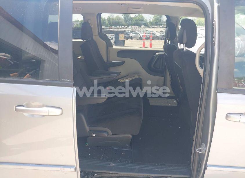 Photo 8 of 2013 Dodge Grand CARAVAN SXT (VIN 2C4RDGCG7DR718623)