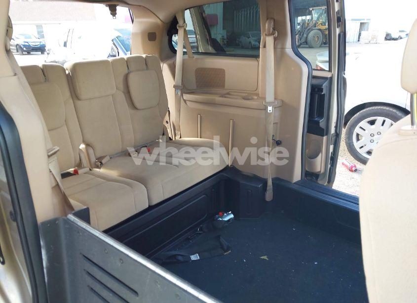 Photo 8 of 2015 Dodge Grand CARAVAN SXT (VIN 2C4RDGCG7FR548699)