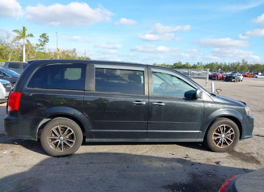 Photo 13 of 2015 Dodge Grand CARAVAN SXT (VIN 2C4RDGCG7FR635650)